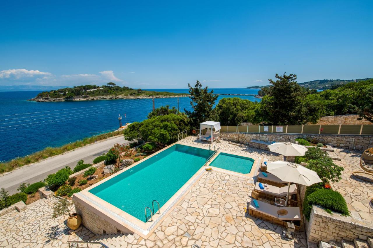 Villa Terra Del Nonno With Sea Views & Pool Gaios Exteriér fotografie