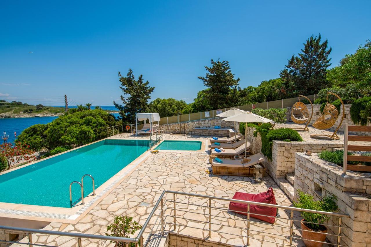 Villa Terra Del Nonno With Sea Views & Pool Gaios Exteriér fotografie