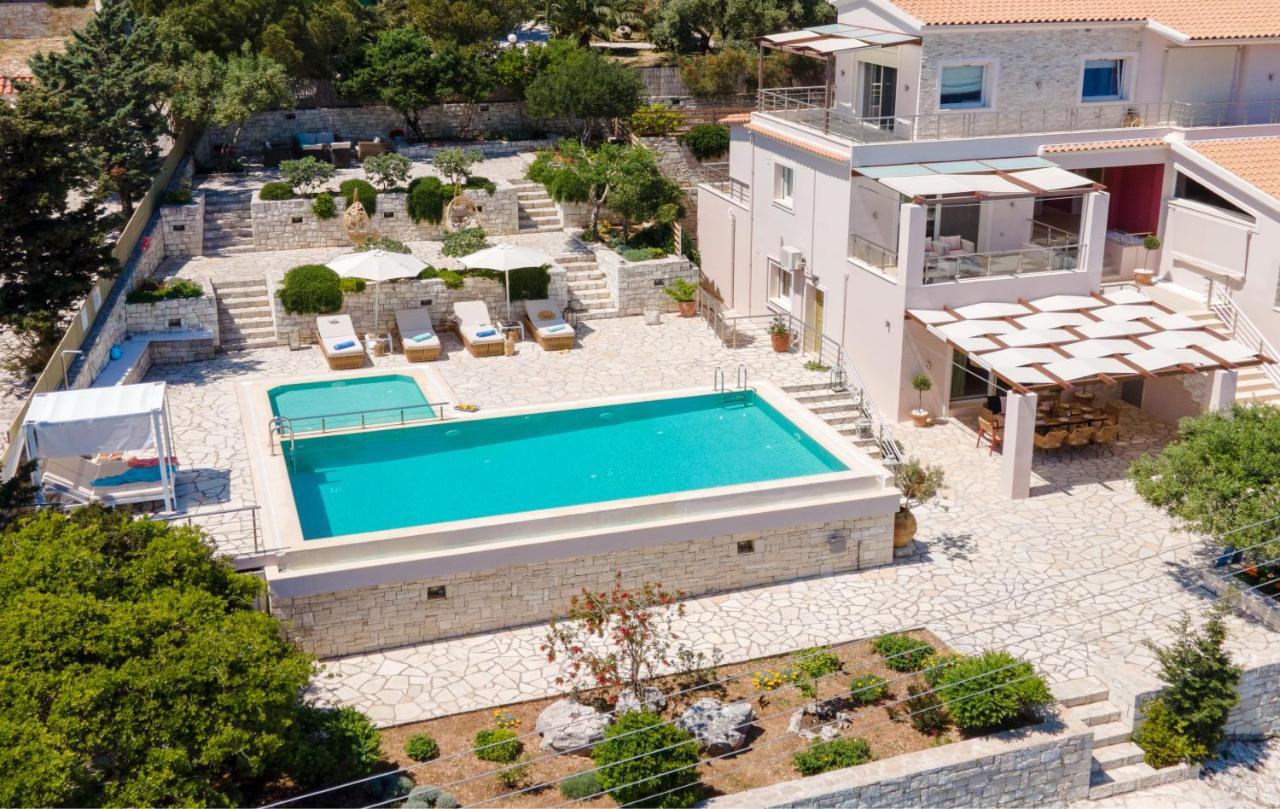 Villa Terra Del Nonno With Sea Views & Pool Gaios Exteriér fotografie