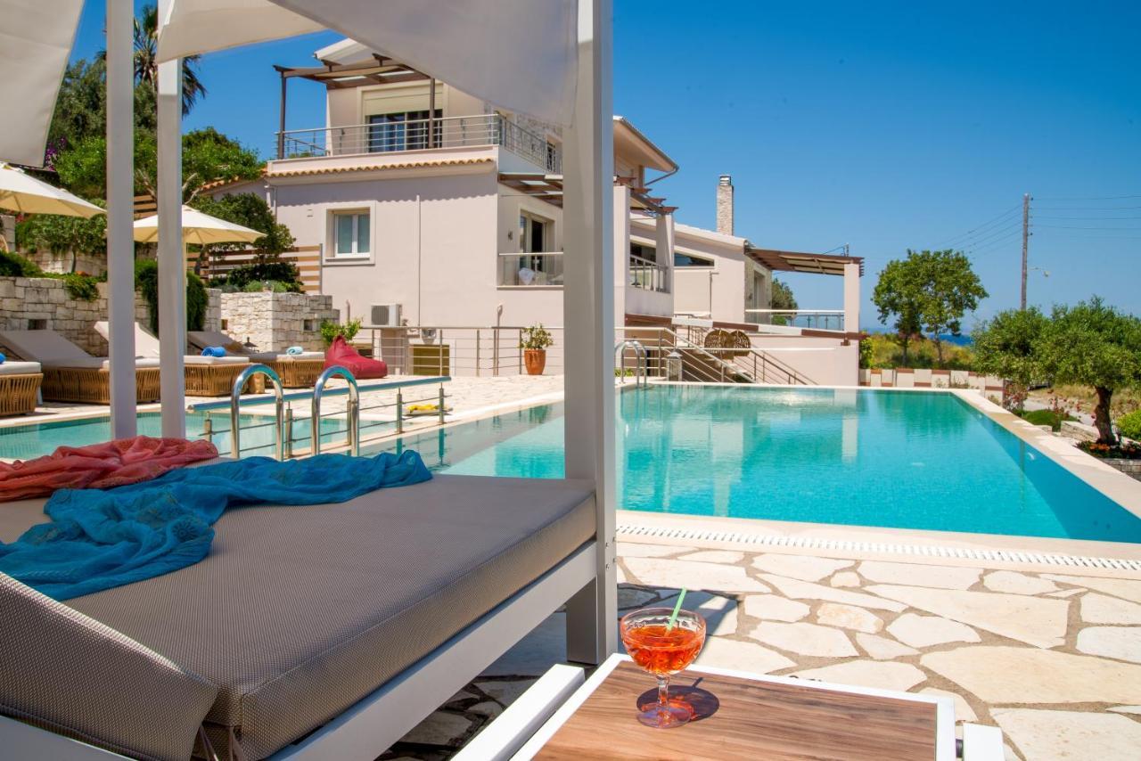 Villa Terra Del Nonno With Sea Views & Pool Gaios Exteriér fotografie